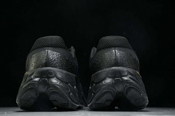 New Balance Fresh Foam X More V3TDS MTMORNBK 