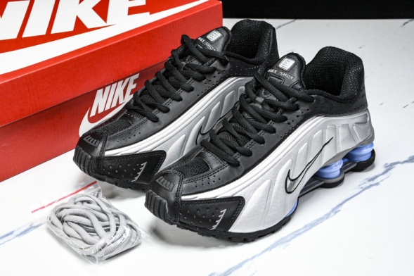 Nike Shox R4 CW2626 004 
