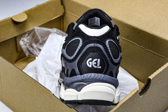 Asics Gel-NYC 1203A739-001 