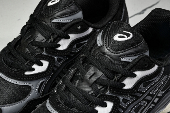 Asics Gel-NYC 1203A739-001 