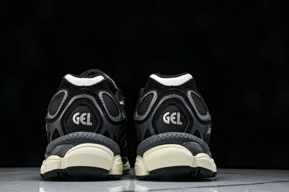 Asics Gel-NYC 1203A739-001 