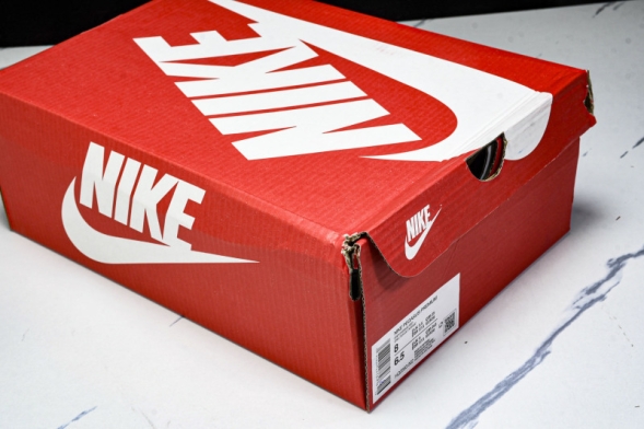 Nike Air Zoom Pegasus Premium HQ2592-002 