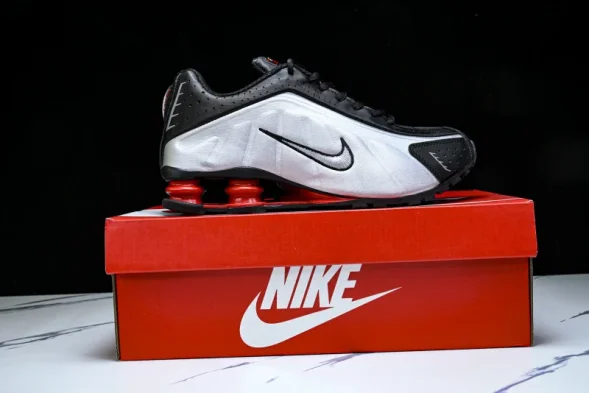Nike Shox R4 AR3565-011 