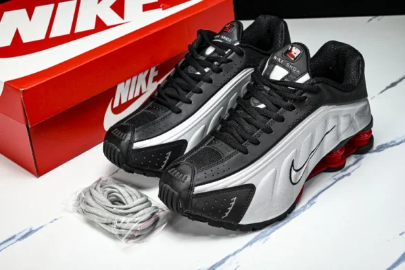 Nike Shox R4 AR3565-011 