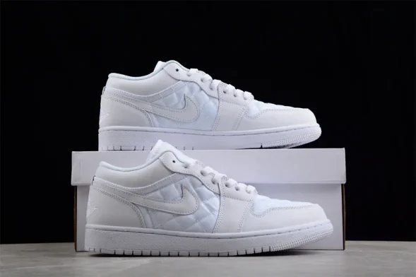 Nike Air Jordan 1 low Quilted Triple White DB6480-100 