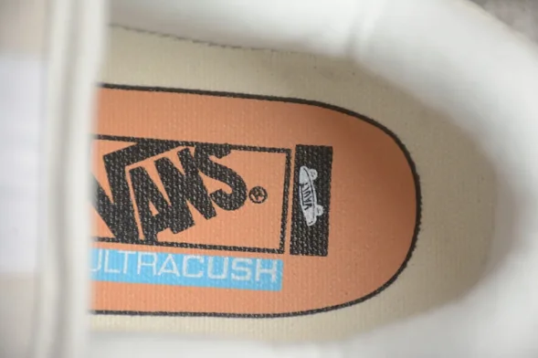 Vans x Imran Potato Logo Vr3 VN0009QCPAX 