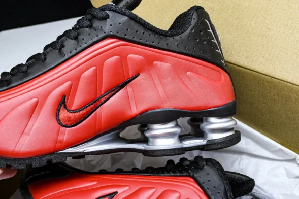 Nike Shox R4 HQ1988-006 