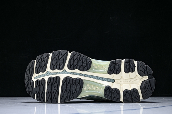 Asics Gel-Kayano 12.1 x Ronnie Fieg 1203A675-100 