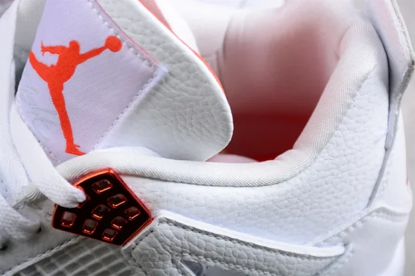  Nike Air Jordan 4 Red Metallic CT8527-118 