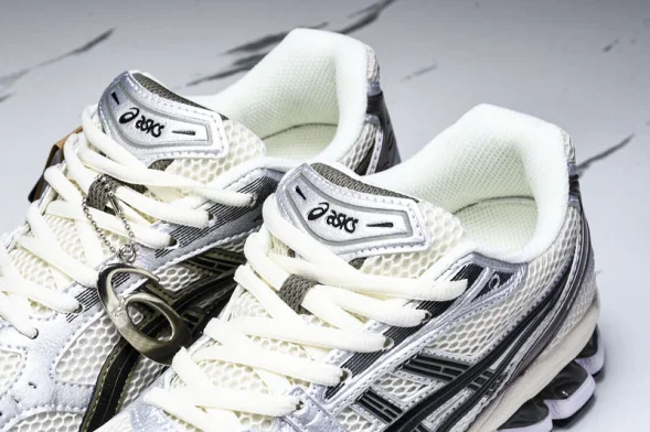 Asics Gel-Kayano 14 1201A019-108 