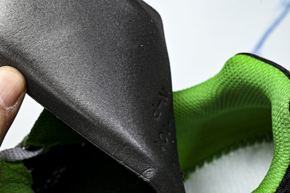 Asics Gel-Kayano 12.1 x Ronnie Fieg 1203A996-100 