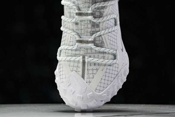 Nike ACG Mountain Fly Low GTX SE DD2861 011 