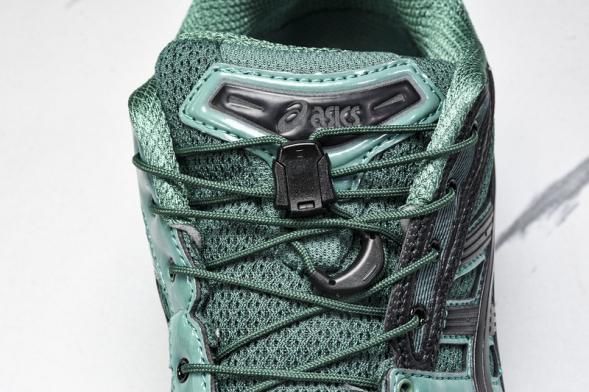 Asics Gel-Kayano 14 1201A922-300 