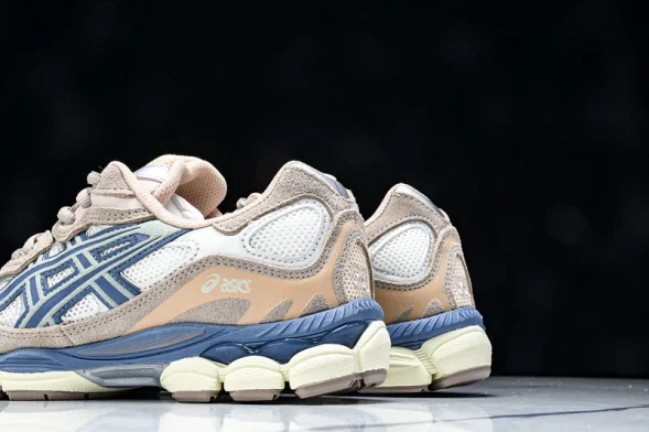 Asics Gel-NYC 1202A429-104 