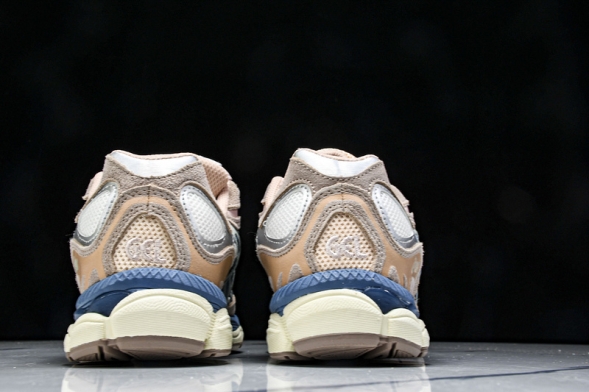 Asics Gel-NYC 1202A429-104 