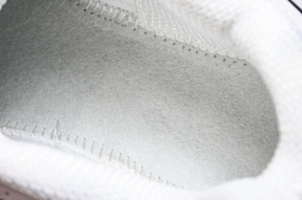 Nike Shox R4 AR3565-104 