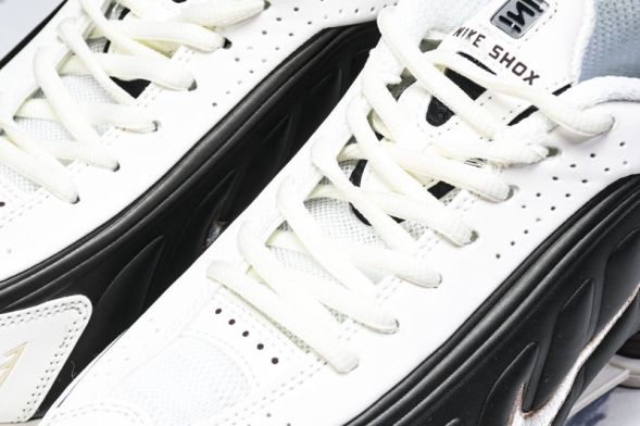 Nike Shox R4 AR3565-104 