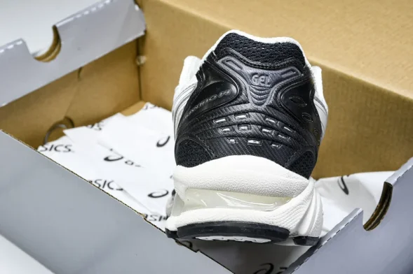 Asics Gel-Kayano 14 1201A922-100 