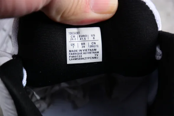 Asics Gelhoop V14 1063A061-100 