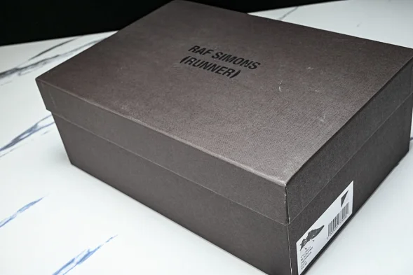 Raf Simons Cylon-21 HR740003L 