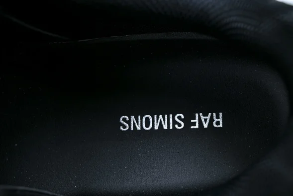Raf Simons Cylon-21 HR740003L 
