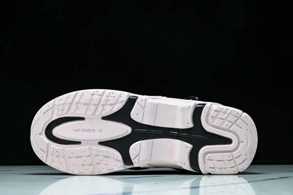 Raf Simons Cylon-21 HR740003L 