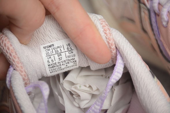 Asics GEL-KAHANA 8 1012A978-700  