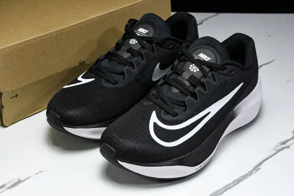 Nike Zoom Fly 5 DM8968 001 