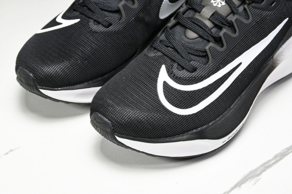 Nike Zoom Fly 5 DM8968 001 