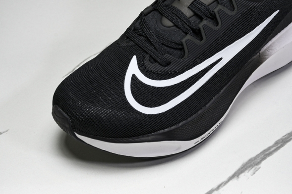 Nike Zoom Fly 5 DM8968 001 