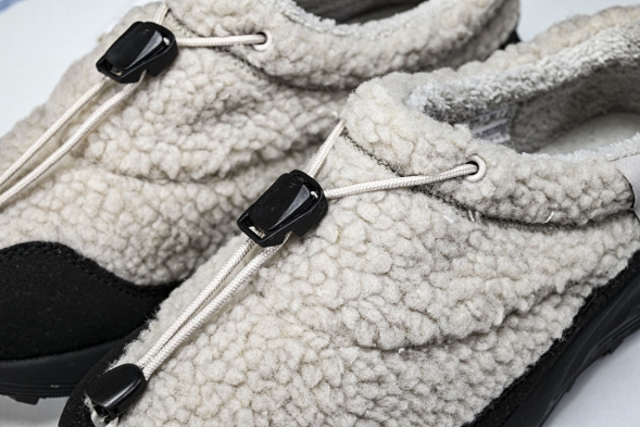 Asics Gel-Sonoma WT Teddy Fur 1203B036-020  