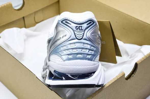Asics Gel-Kayano 14 1203A537-106 