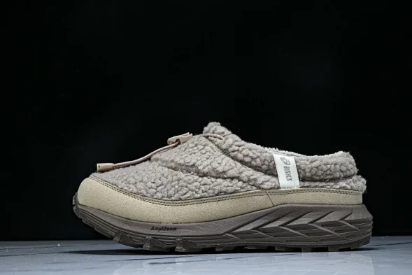 Asics Gel-Sonoma WT Teddy Fur 1203B036-200  