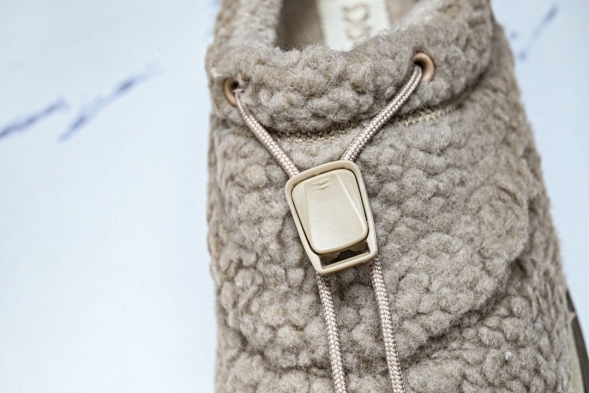 Asics Gel-Sonoma WT Teddy Fur 1203B036-200  