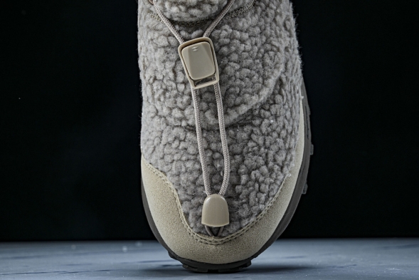 Asics Gel-Sonoma WT Teddy Fur 1203B036-200  