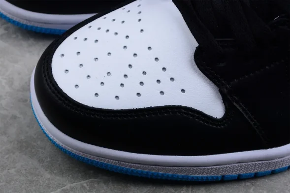 Nike Air Jordan 1 low CZ0790 104 