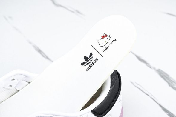 Adidas Samba Vegan OG x Hello Kitty IG4450 