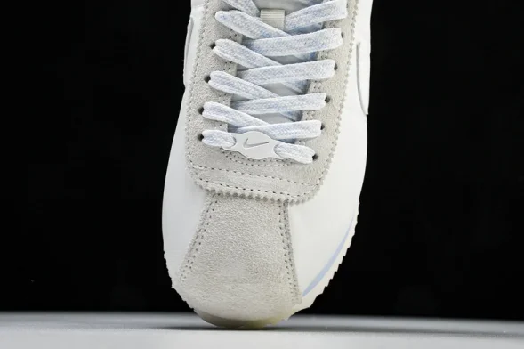 Nike Cortez Classic HF6410-101 
