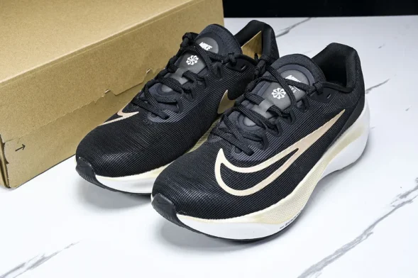 Nike Zoom Fly 5 DM8968 002 