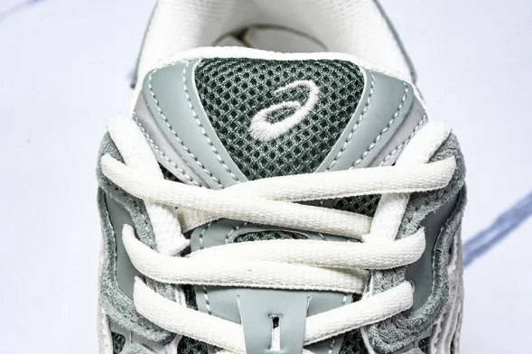 Asics Gel-NYC 1203A383-302 