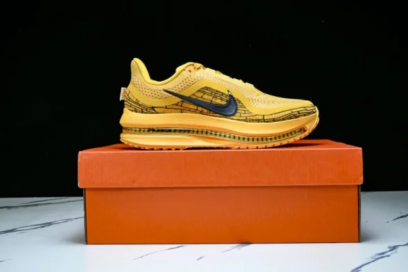 Nike Air Zoom Pegasus Premium IH3256-700  