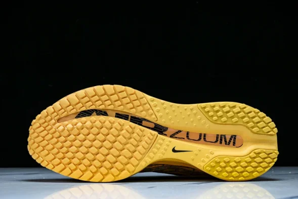 Nike Air Zoom Pegasus Premium IH3256-700  