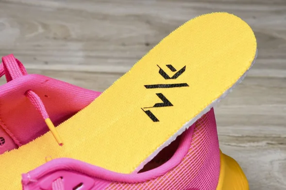 Nike Zoom Fly 5 DM8968-600 