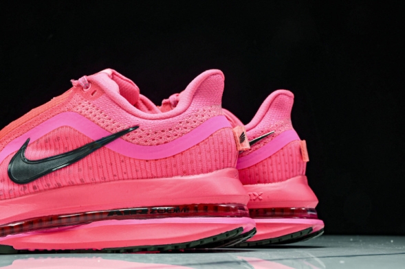 Nike Air Zoom Pegasus Premium HQ2592 600  