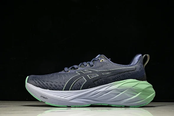Asics Novablast 4 1012B510-401 