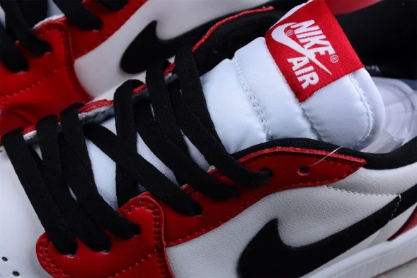 Nike Air Jordan 1 low 705329-600 