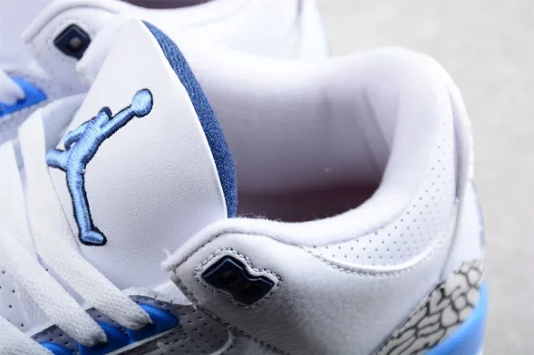 ​Nike Air Jordan 3 UNC CT8532-104 