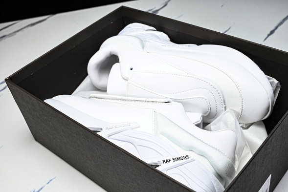 Raf Simons Cylon-21 Antei HR740001S 