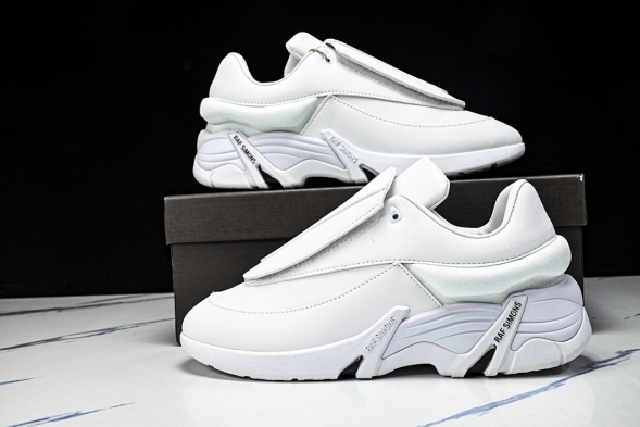 Raf Simons Cylon-21 Antei HR740001S 