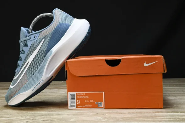 Nike Zoom Fly 5 DM8968 400 